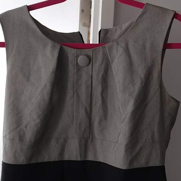 Dress - Picture 1 of 3